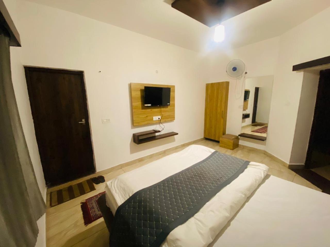 New Rc Villa Mount Abu Bagian luar foto